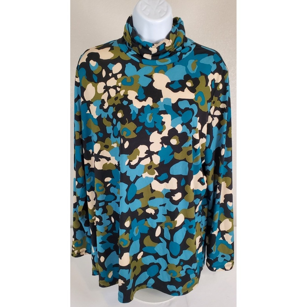 Susan Graver Large Floral Top Long Sleeves Blue/ Black/ White‎ Multicolor